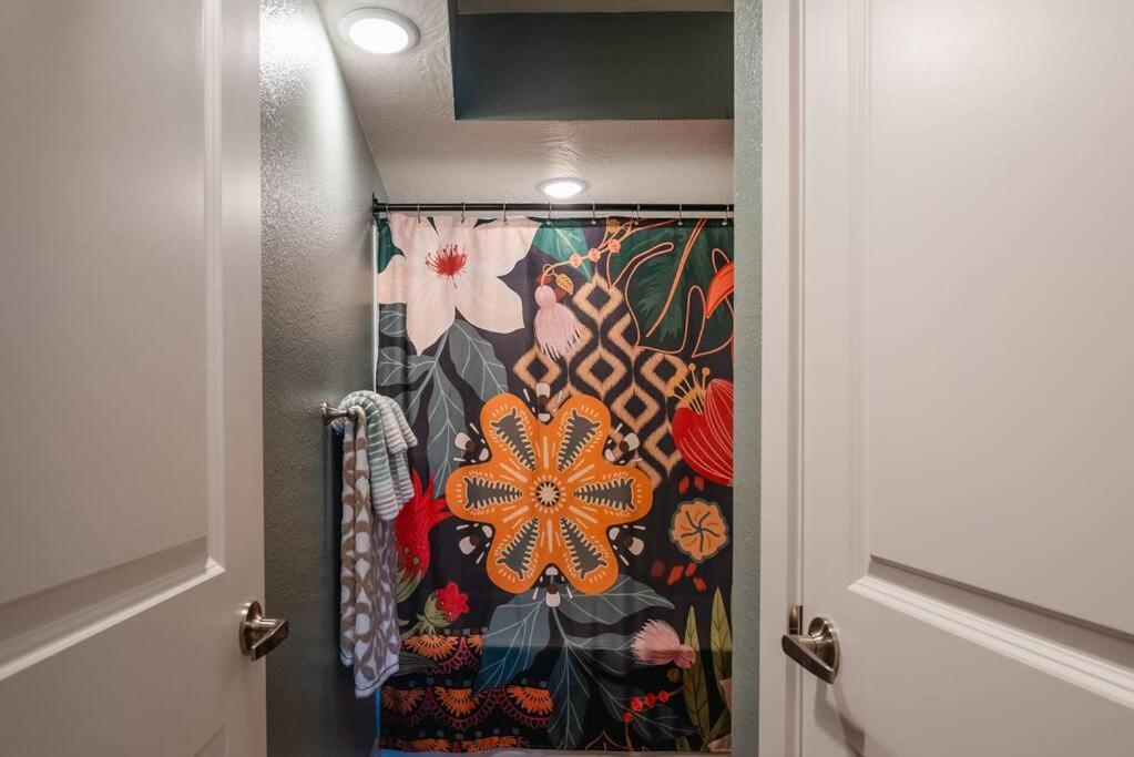 Pet Friendly Boho Condo With Pool--Fitness Center--Next To The Branson Landing--Close To Convention Center And Kanakuk Extérieur photo