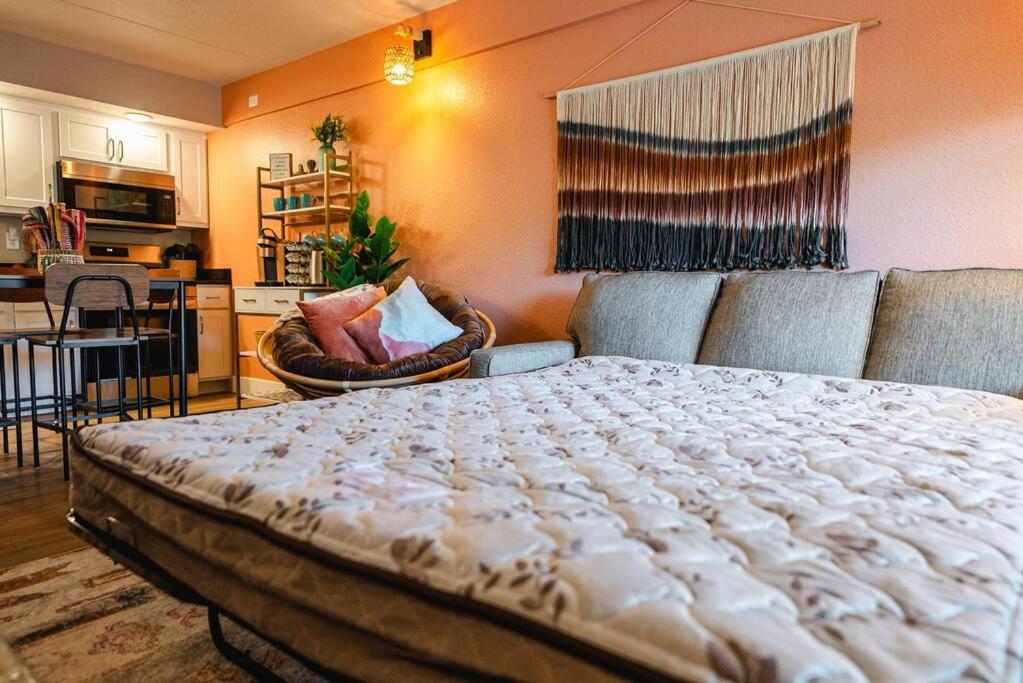 Pet Friendly Boho Condo With Pool--Fitness Center--Next To The Branson Landing--Close To Convention Center And Kanakuk Extérieur photo
