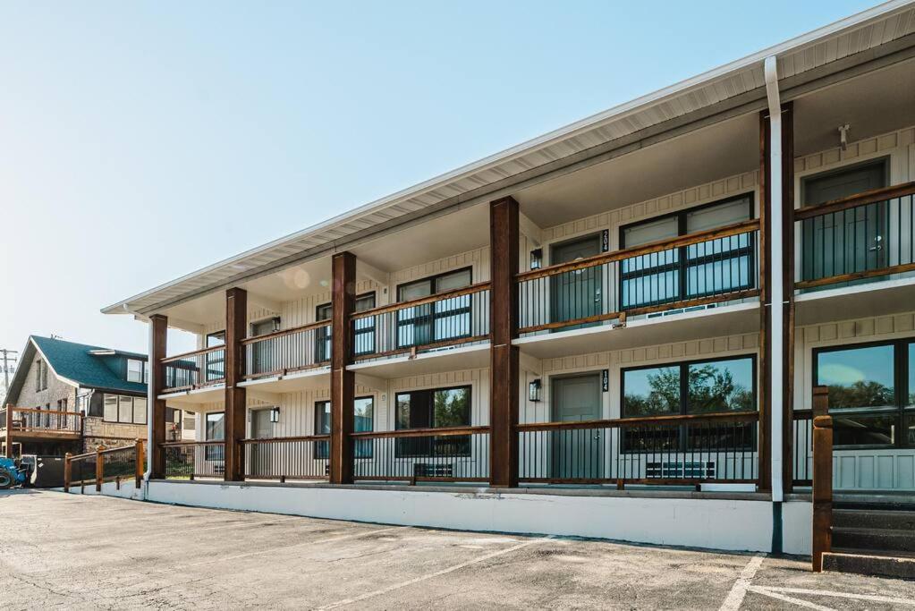 Pet Friendly Boho Condo With Pool--Fitness Center--Next To The Branson Landing--Close To Convention Center And Kanakuk Extérieur photo